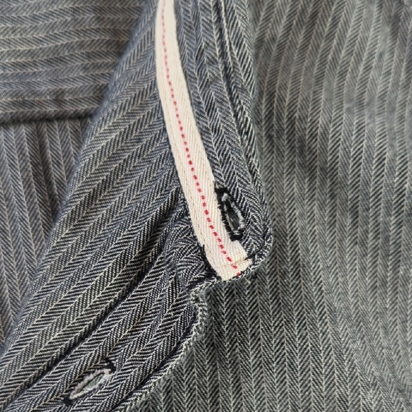 NEW, Vans Gray Casual Button Down Shirt with Classic Collar - Picture 11 of 16